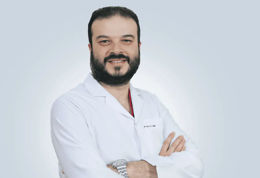 الاستشاري دكتور مراد عمر